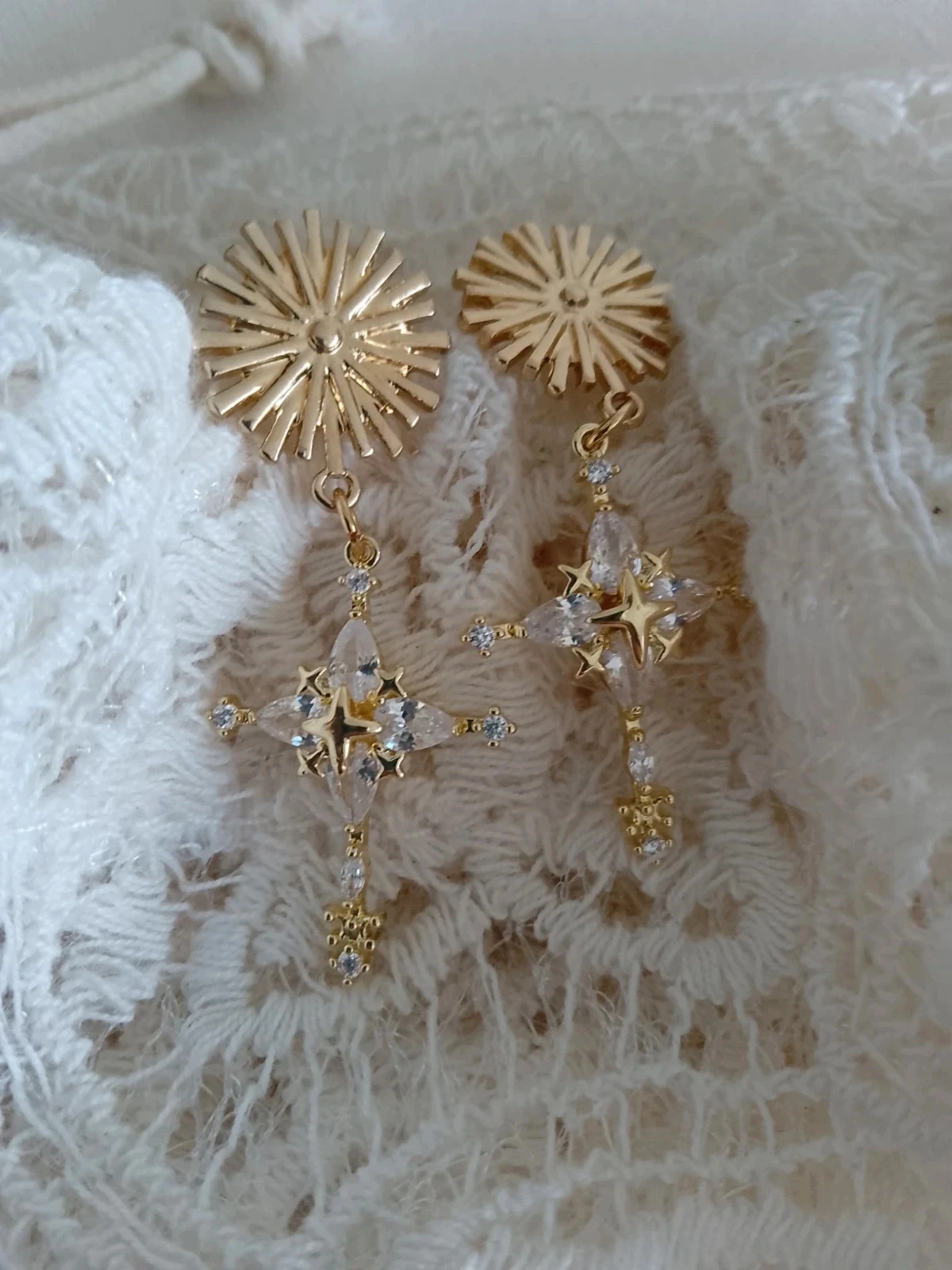 Boucles d'oreilles soleils croix bohèmes